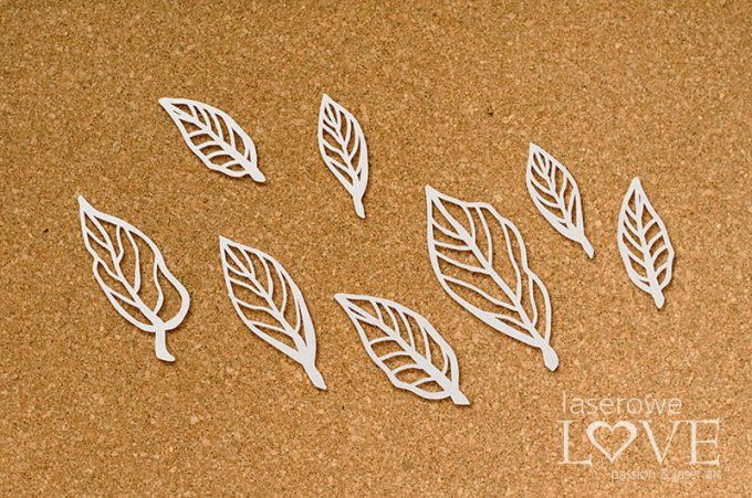 Chipboard, Feuilles, Forest celebration - dimension de la planche : 9.3x9.3mm environ