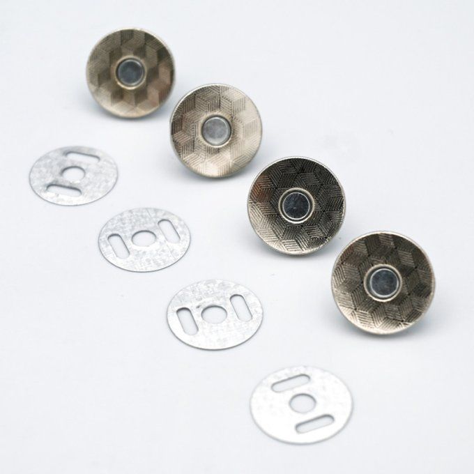 Fermoir magnétique en métal couleur argentée- à l'unité - diamètre 18mm - épaisseur 2mm