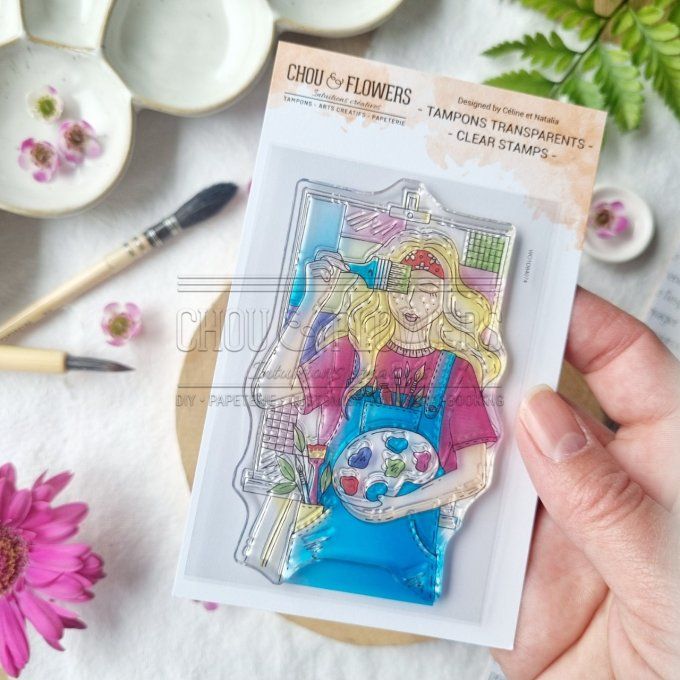 1 Tampon clear, Chou & Flowers, Fille artiste, Dim. de la planche : format A7